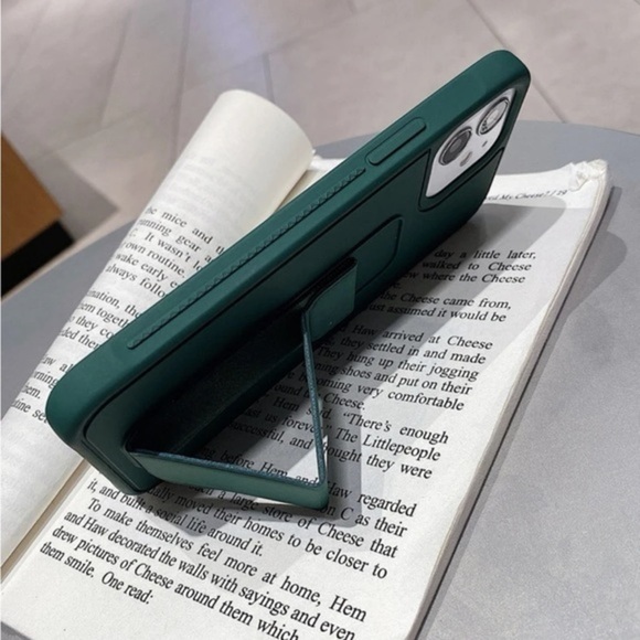 ⚠️Clearance💚iPhone 14/Pro/Pro Max Phone Case With Hand Strap - Picture 3 of 5